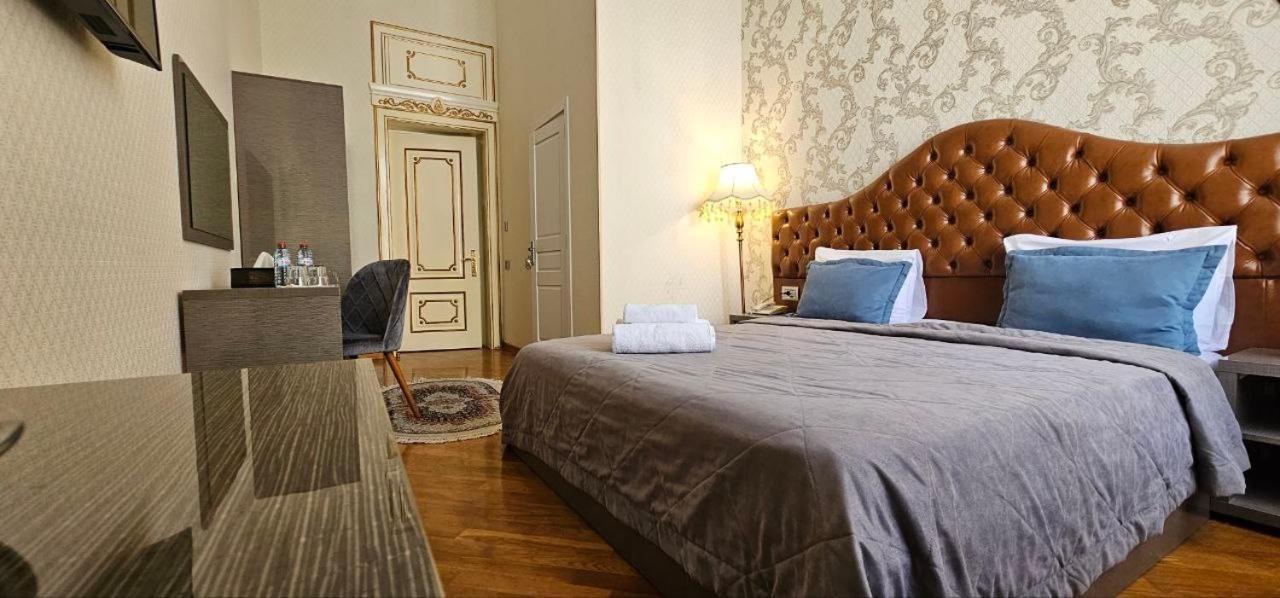 Pilot City Hotel Baku Bagian luar foto
