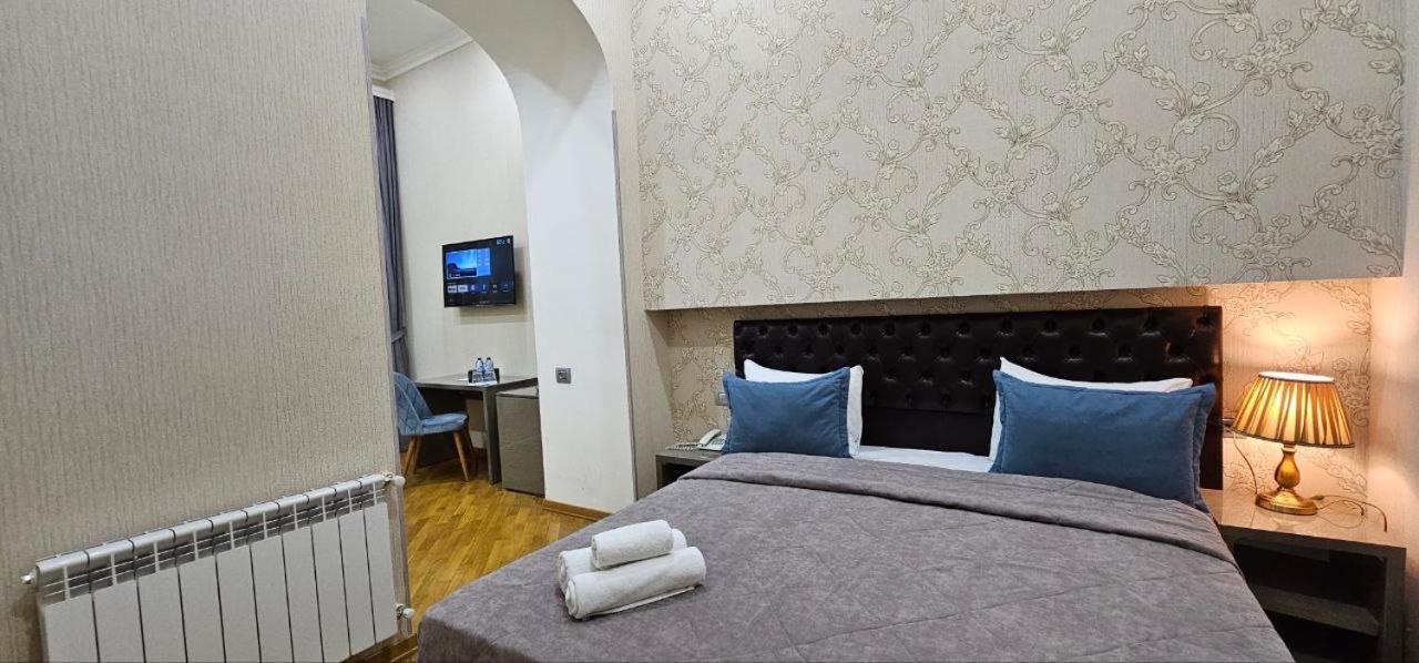 Pilot City Hotel Baku Bagian luar foto