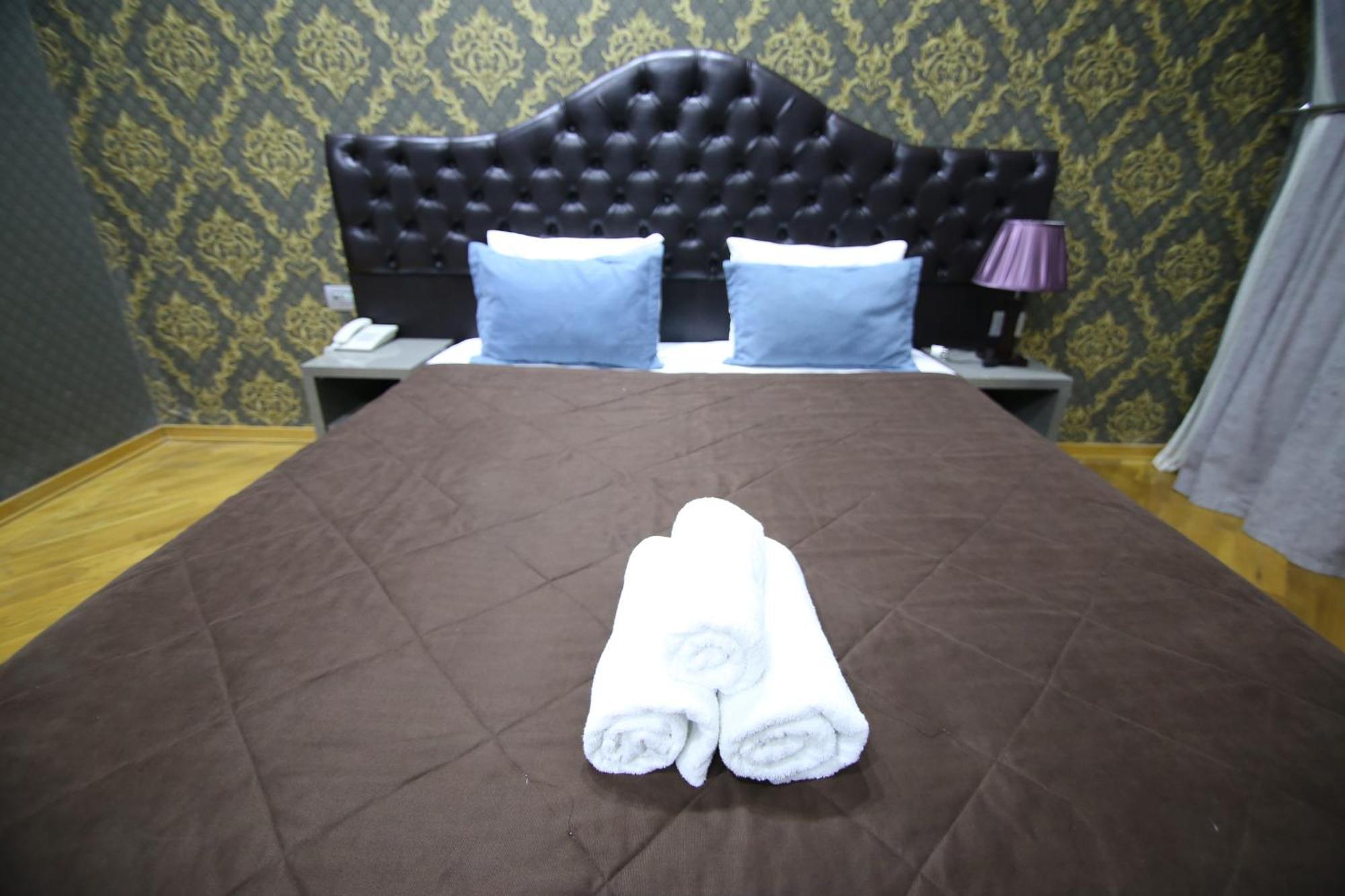 Pilot City Hotel Baku Bagian luar foto